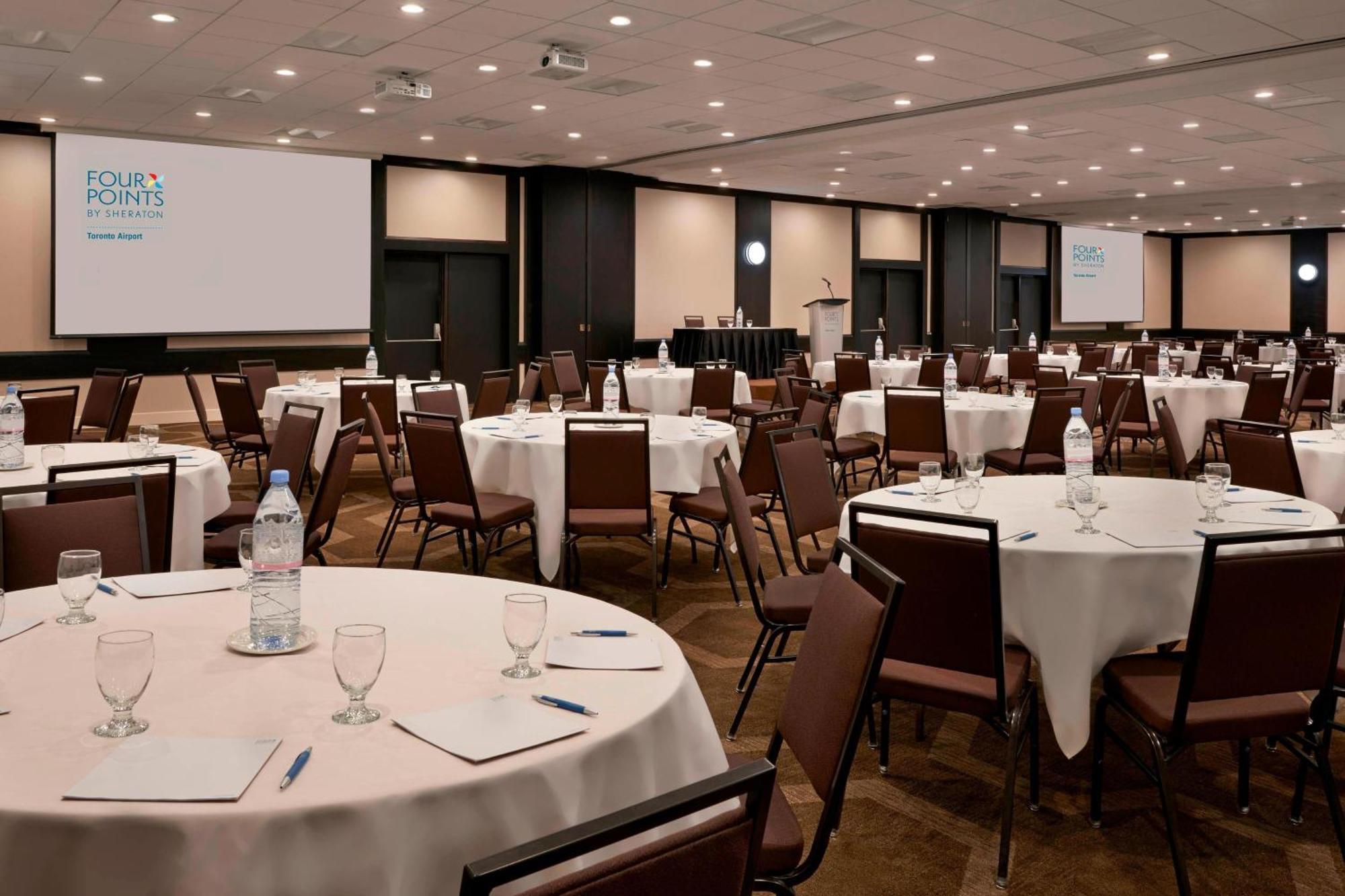 Four Points By Sheraton Toronto Airport Миссиссага Экстерьер фото