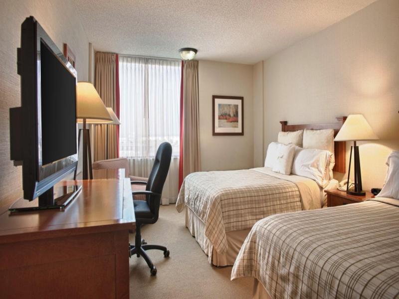 Four Points By Sheraton Toronto Airport Миссиссага Экстерьер фото