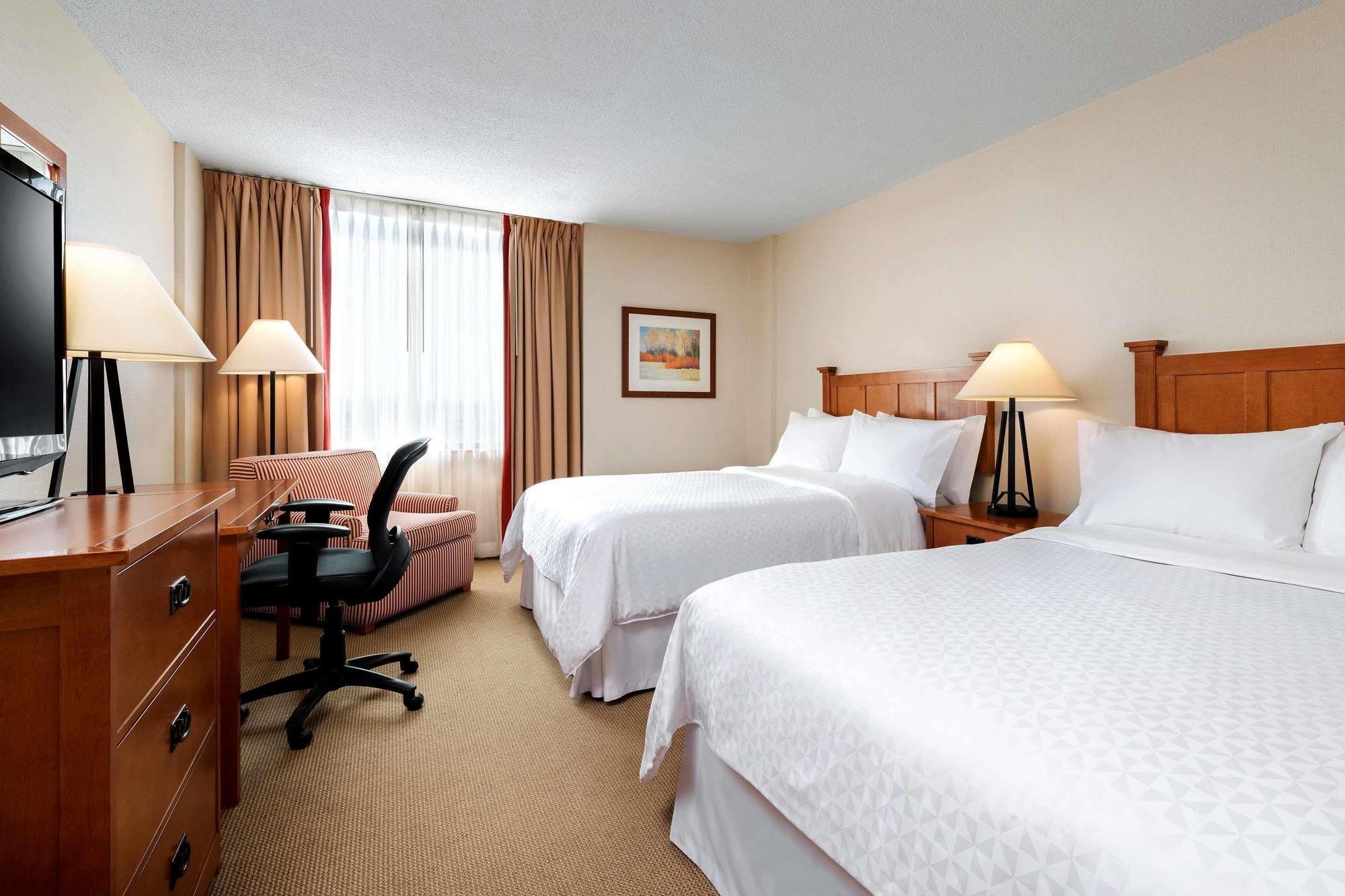 Four Points By Sheraton Toronto Airport Миссиссага Экстерьер фото