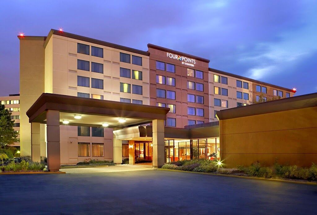 Four Points By Sheraton Toronto Airport Миссиссага Экстерьер фото